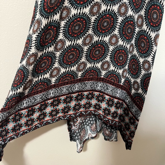 LA Hearts Mandala Cami Top -Large - Picture 5 of 6